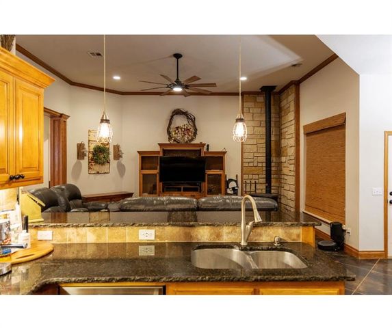 2805 NE Edmond, Piedmont, OK 73078