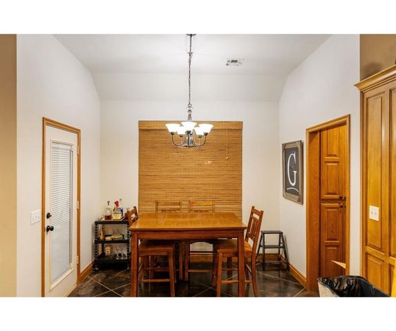 2805 NE Edmond, Piedmont, OK 73078