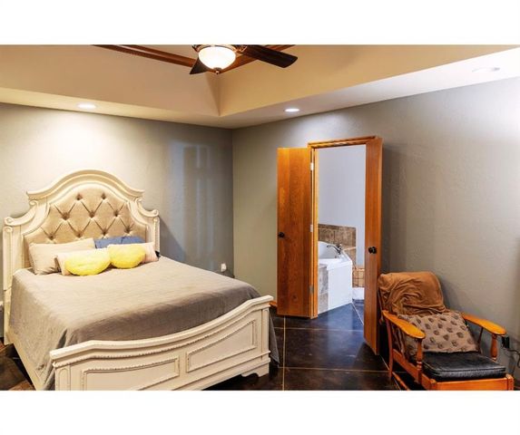 2805 NE Edmond, Piedmont, OK 73078