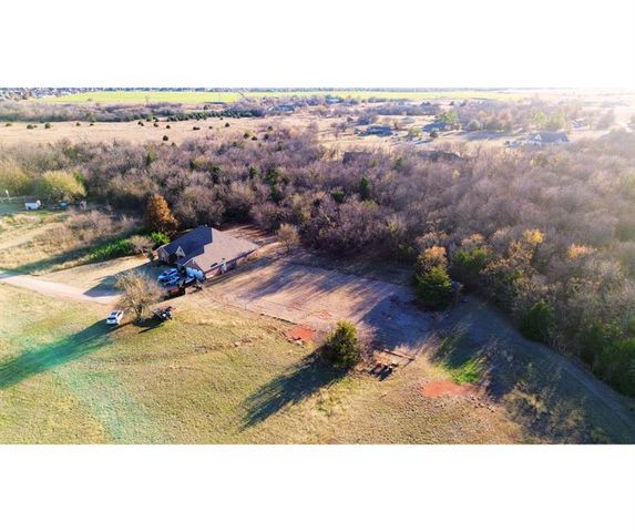 2805 NE Edmond, Piedmont, OK 73078