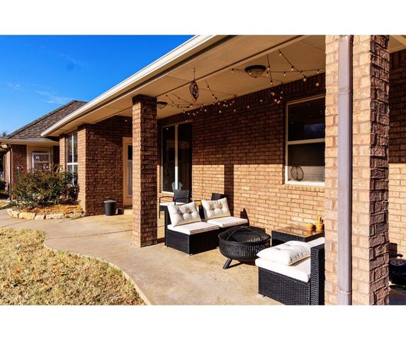 2805 NE Edmond, Piedmont, OK 73078