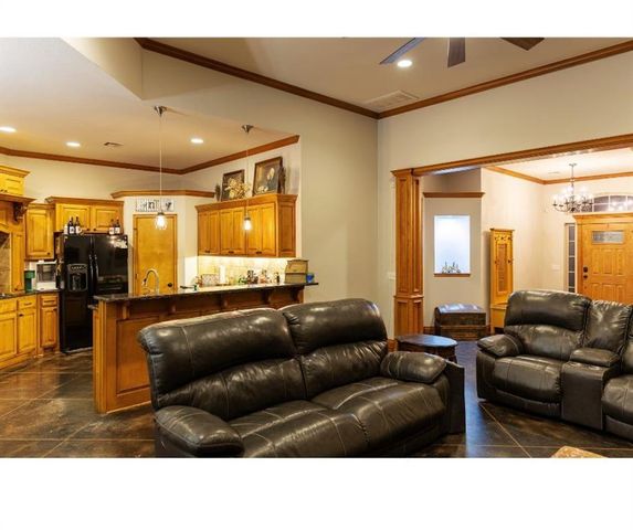 2805 NE Edmond, Piedmont, OK 73078