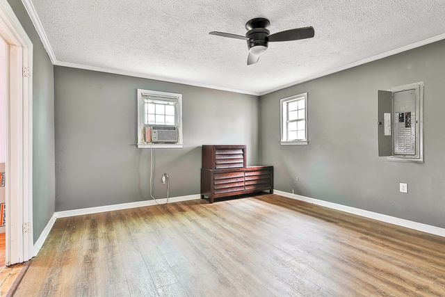 202 White Avenue, Hogansville, GA 30230