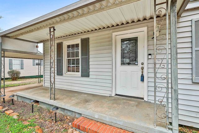 202 White Avenue, Hogansville, GA 30230