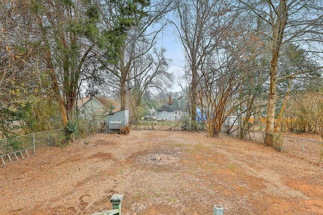 202 White Avenue, Hogansville, GA 30230
