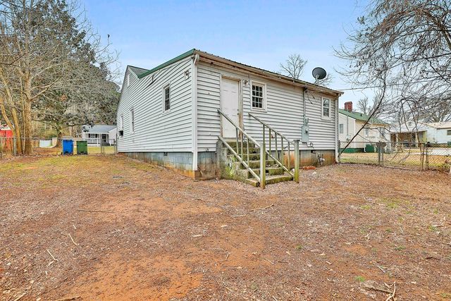 202 White Avenue, Hogansville, GA 30230