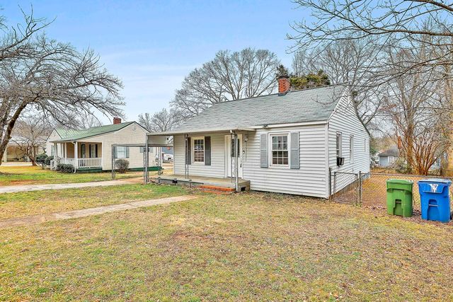 202 White Avenue, Hogansville, GA 30230