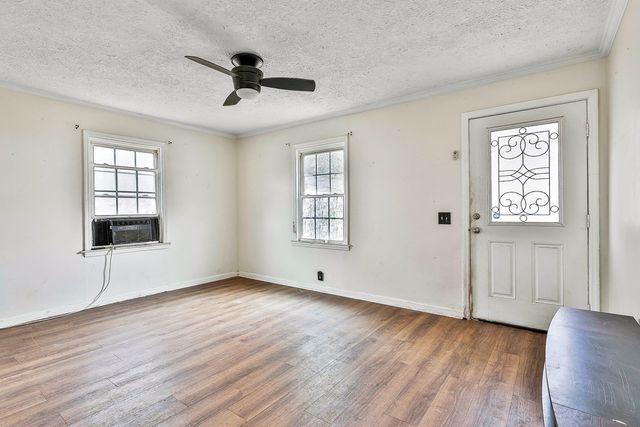 202 White Avenue, Hogansville, GA 30230