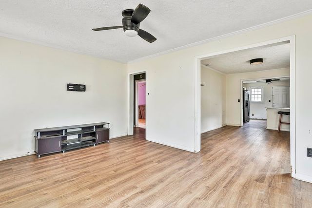 202 White Avenue, Hogansville, GA 30230