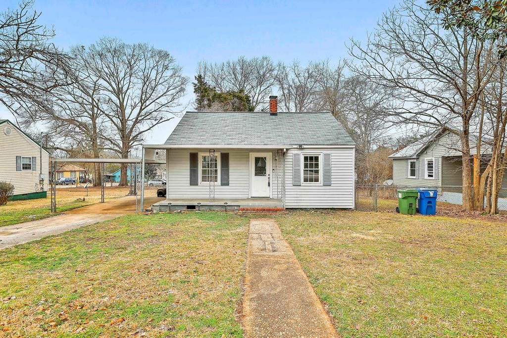 202 White Avenue, Hogansville, GA 30230
