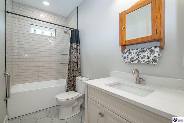 318 High Peak Place, Elizabethtown, KY 42701