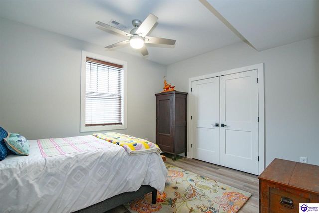 318 High Peak Place, Elizabethtown, KY 42701