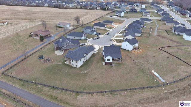 318 High Peak Place, Elizabethtown, KY 42701