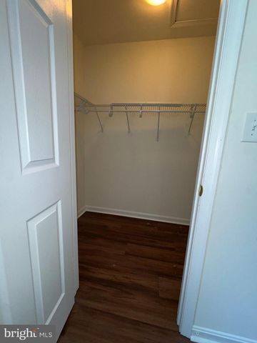 735 W NORTH ST, Dover, DE 19904