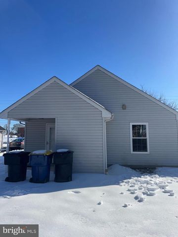 735 W NORTH ST, Dover, DE 19904