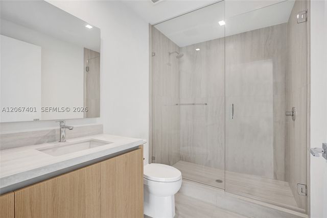 2411 Laguna Circle 208, Miami, FL 33181