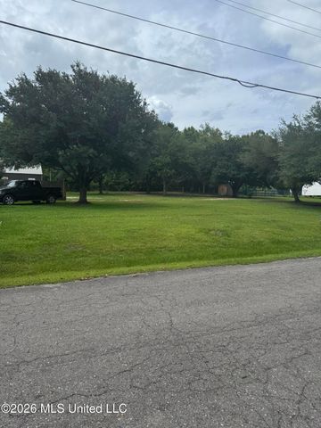 18571 Riverline Drive, Saucier, MS 39574