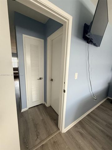 5201 NE 24th Ter A310, Fort Lauderdale, FL 33308