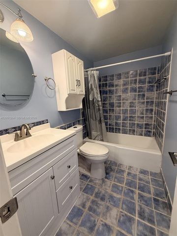 5201 NE 24th Ter A310, Fort Lauderdale, FL 33308