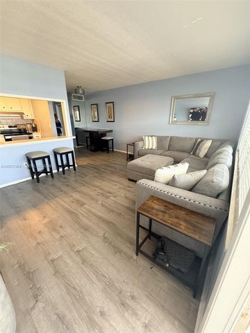 5201 NE 24th Ter A310, Fort Lauderdale, FL 33308