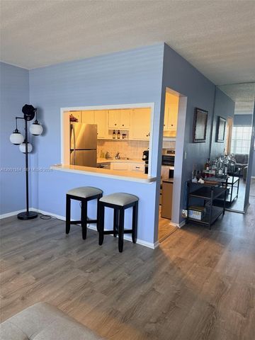 5201 NE 24th Ter A310, Fort Lauderdale, FL 33308