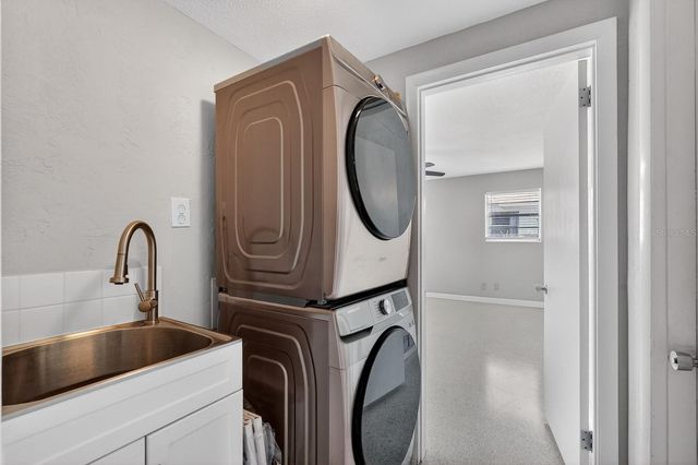 1238 SUWANEE ROAD, Daytona Beach, FL 32114