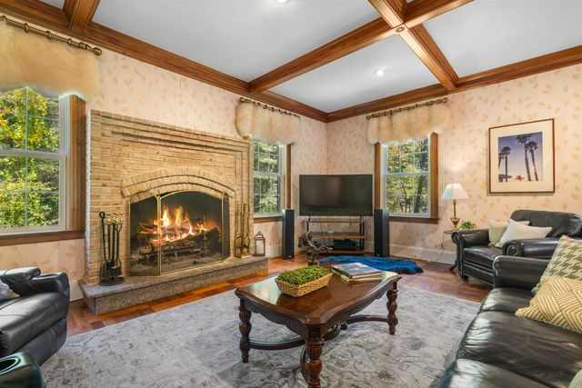 6 Lancaster Road, Windham, NH 03087