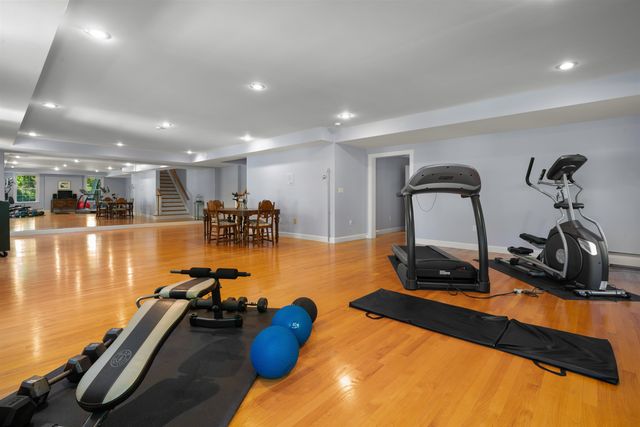 6 Lancaster Road, Windham, NH 03087