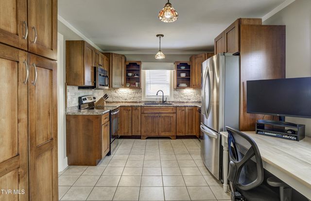 4238 Ivanhoe Street, Kingsport, TN 37660