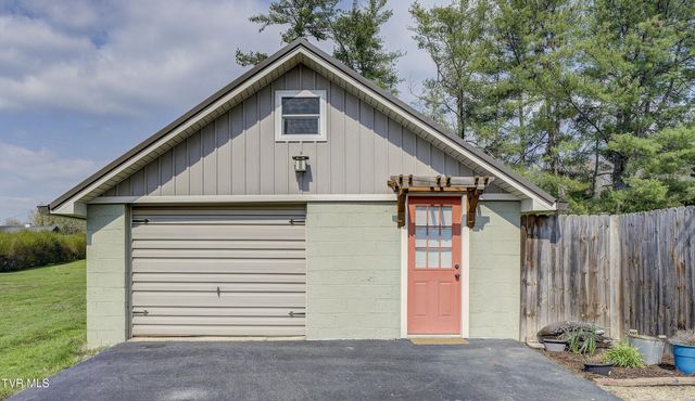 4238 Ivanhoe Street, Kingsport, TN 37660