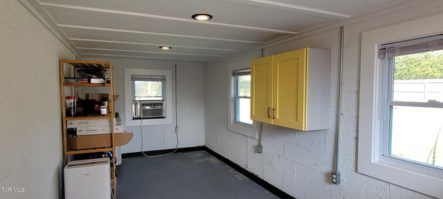 4238 Ivanhoe Street, Kingsport, TN 37660