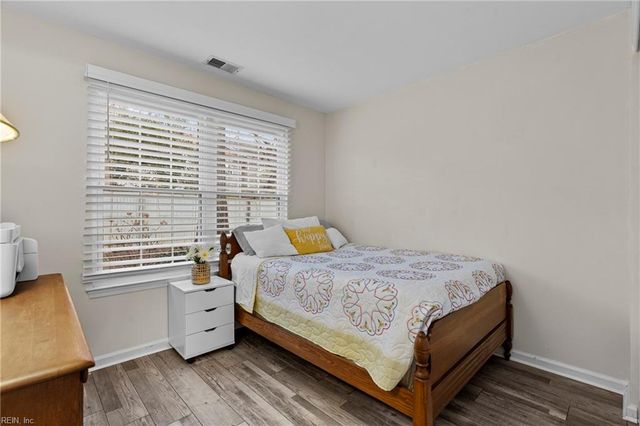 713 Rue Marseille, Chesapeake, VA 23320