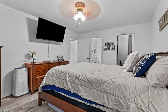 713 Rue Marseille, Chesapeake, VA 23320