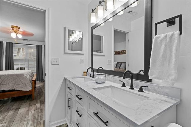 713 Rue Marseille, Chesapeake, VA 23320