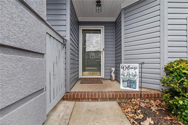 713 Rue Marseille, Chesapeake, VA 23320