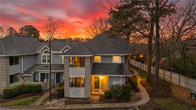 713 Rue Marseille, Chesapeake, VA 23320