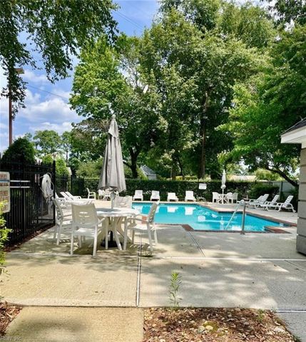 713 Rue Marseille, Chesapeake, VA 23320