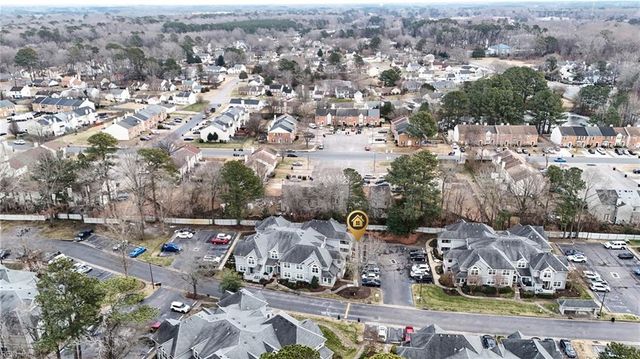 713 Rue Marseille, Chesapeake, VA 23320