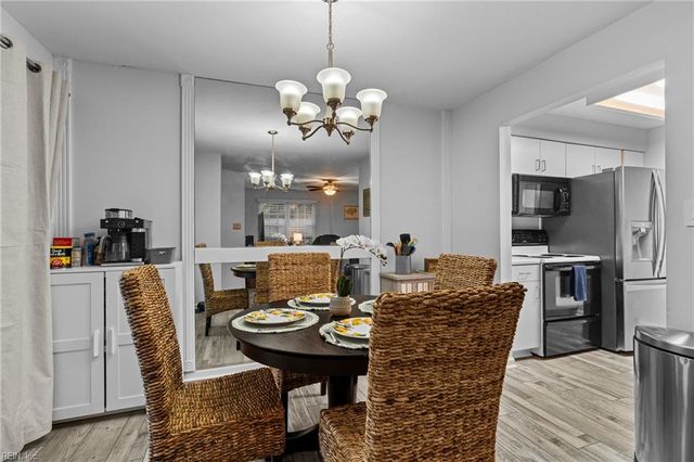 713 Rue Marseille, Chesapeake, VA 23320