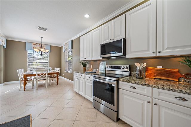 4407 67TH STREET E, Bradenton, FL 34203