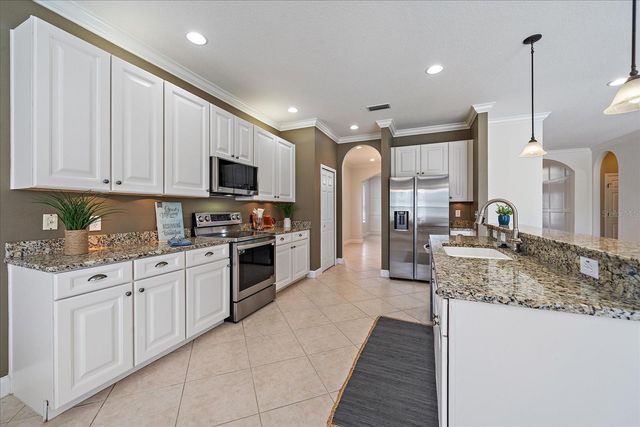 4407 67TH STREET E, Bradenton, FL 34203