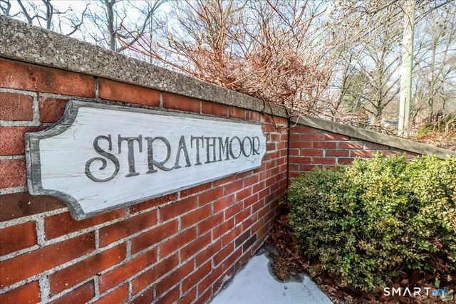 160 Fairfield Woods Road 20, Fairfield, CT 06825