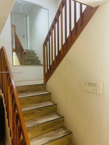 49 Essex Ct C, Royal Palm Beach, FL 33411
