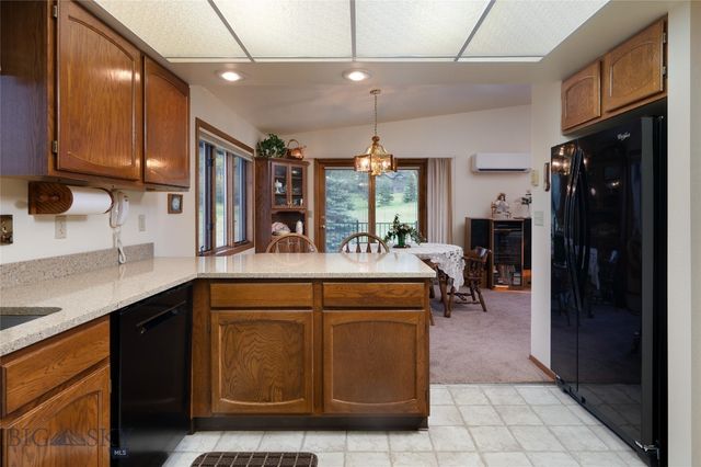 3250 Big Bear Road, Gallatin Gateway, MT 59730