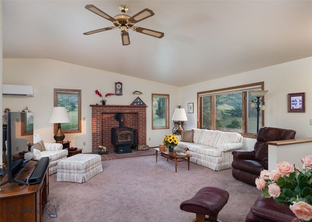 3250 Big Bear Road, Gallatin Gateway, MT 59730