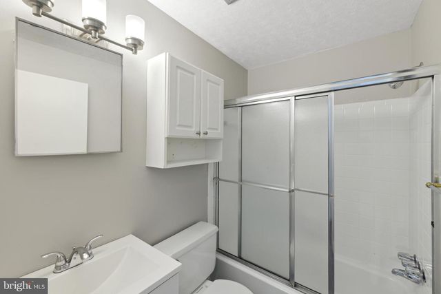 1549 BRUTON CT, Mclean, VA 22101