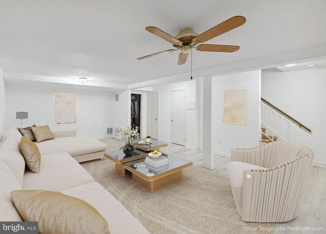 1549 BRUTON CT, Mclean, VA 22101