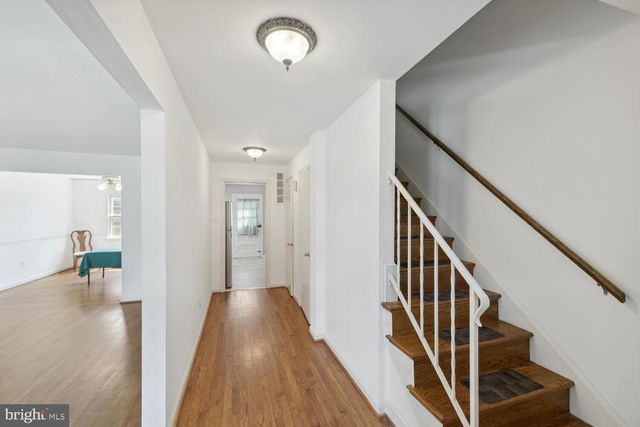 1549 BRUTON CT, Mclean, VA 22101