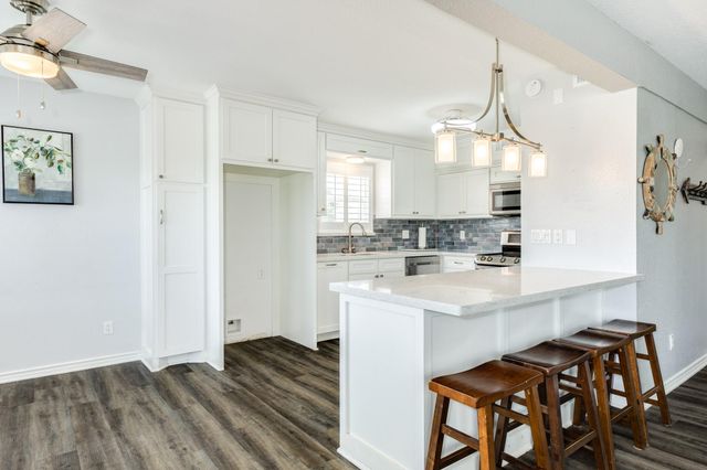 25138 Intrepid Lane, Galveston, TX 77554