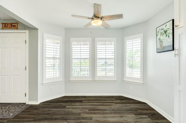 25138 Intrepid Lane, Galveston, TX 77554